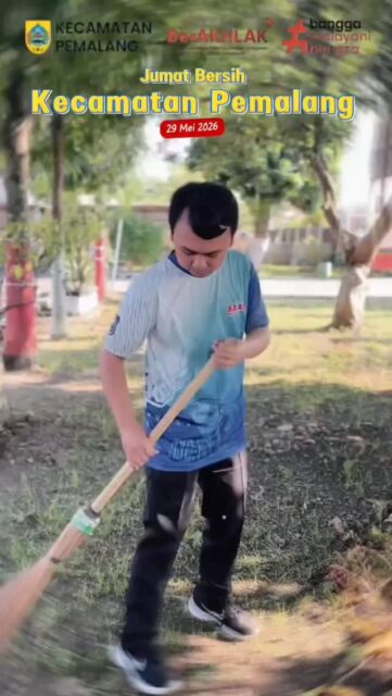 🌿 Jumat Bersih Kecamatan Pemalang 🌿

Semangat gotong royong dan kepedulian terhadap lingkungan terus diwujudkan melalui kegiatan Jumat Bersih. Bersama menjaga kebersihan lingkungan kerja agar tetap nyaman, sehat, dan asri untuk mendukung pelayanan kepada masyarakat. ✨

Lingkungan bersih mencerminkan semangat kerja yang positif dan pelayanan yang maksimal. Mari budayakan hidup bersih dimulai dari hal kecil di sekitar kita. 💪

📍 Kecamatan Pemalang
🗓 29 Mei 2026

#JumatBersih #KecamatanPemalang #BerAKHLAK #BanggaMelayaniBangsa #Pemalang GotongRoyong PeduliLingkungan PelayananPublik